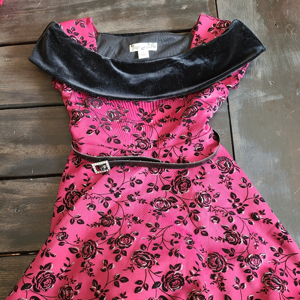 Girls dress